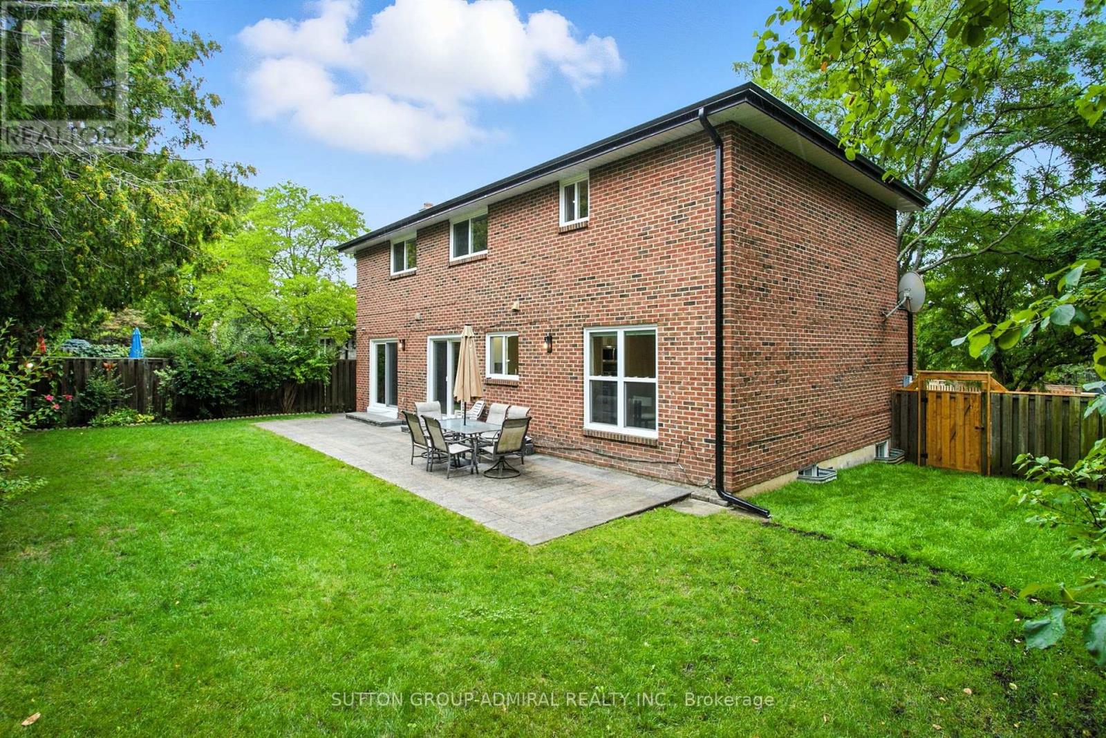 Photo 36 of 14 Willowbrook Road, Markham ON