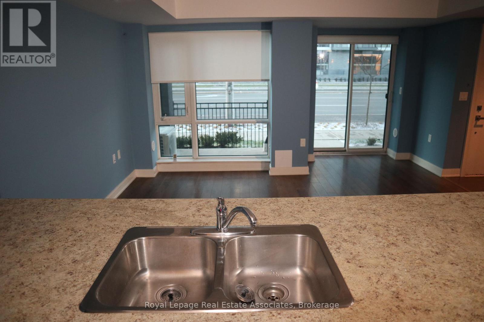 Photo 39 of 93 100 Dufay Road, Brampton ON