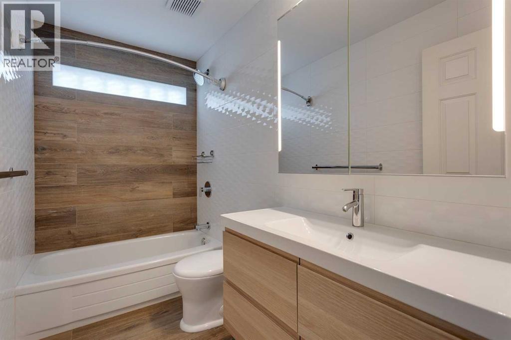 Single Family House for Sale in  Scripps Landing NW Scenic Acres Calgary 