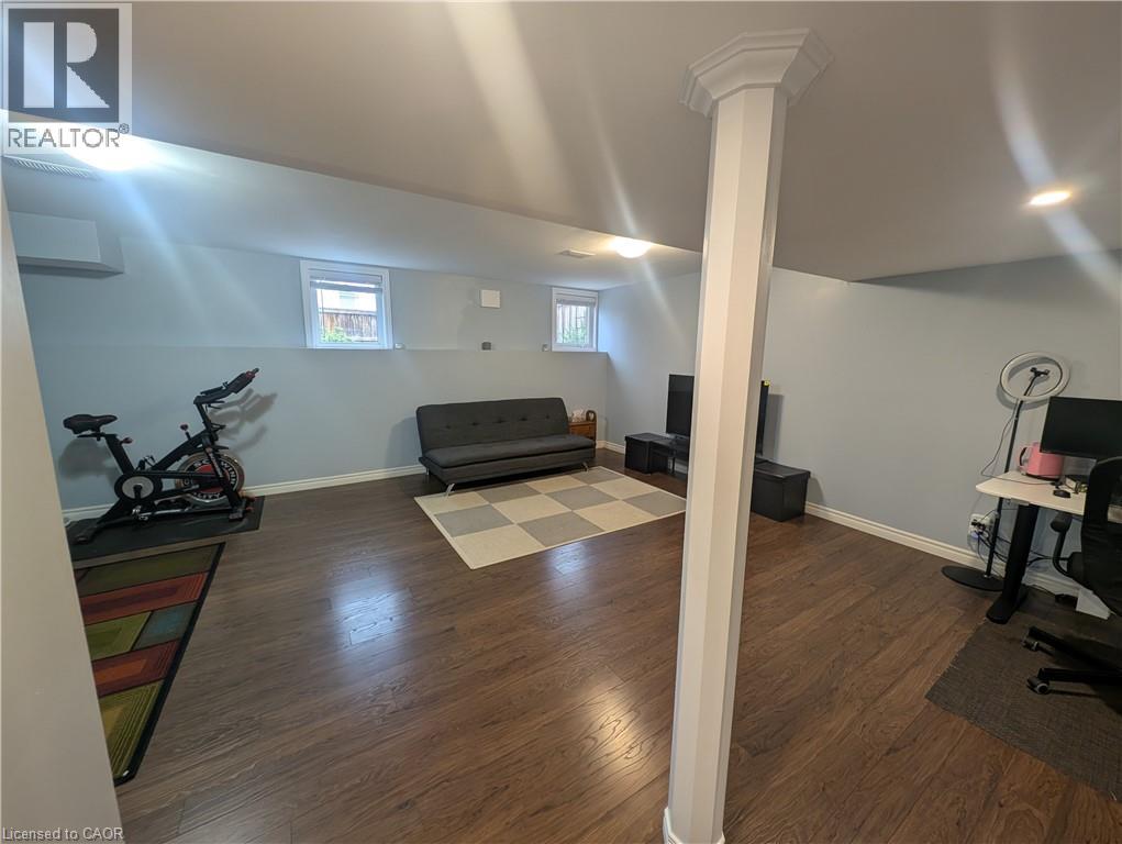 Photo 10 of 44 Postmaster Drive, Kitchener ON
