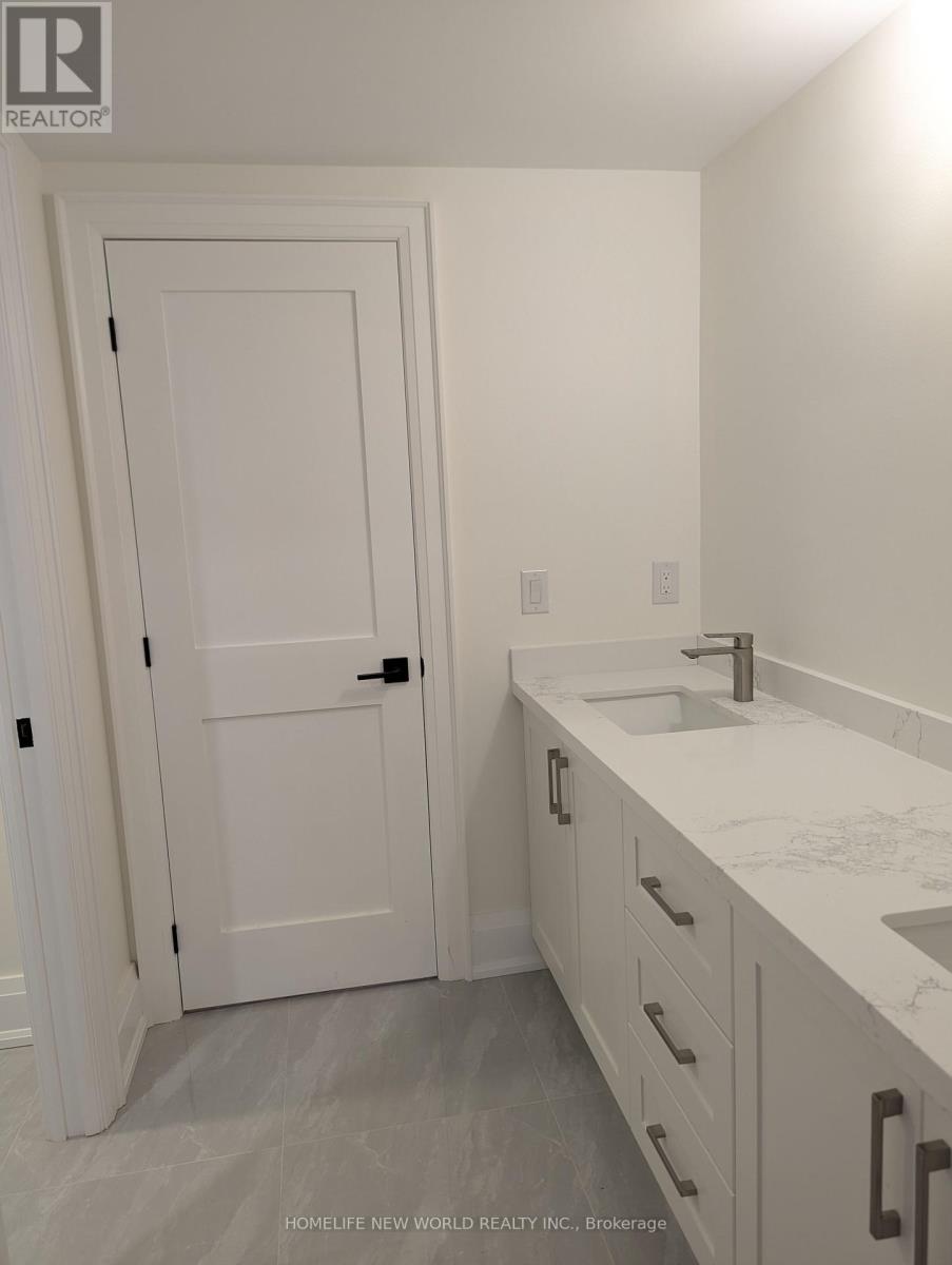Photo 10 of Basement 32 Canham Crescent, Toronto ON