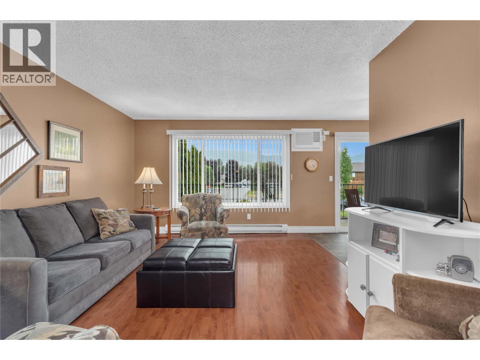 612 Milex Court, Kelowna