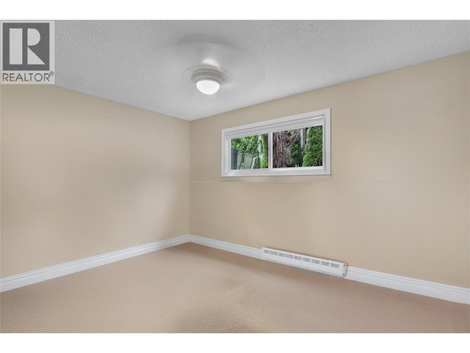  612 Milex Court, Kelowna