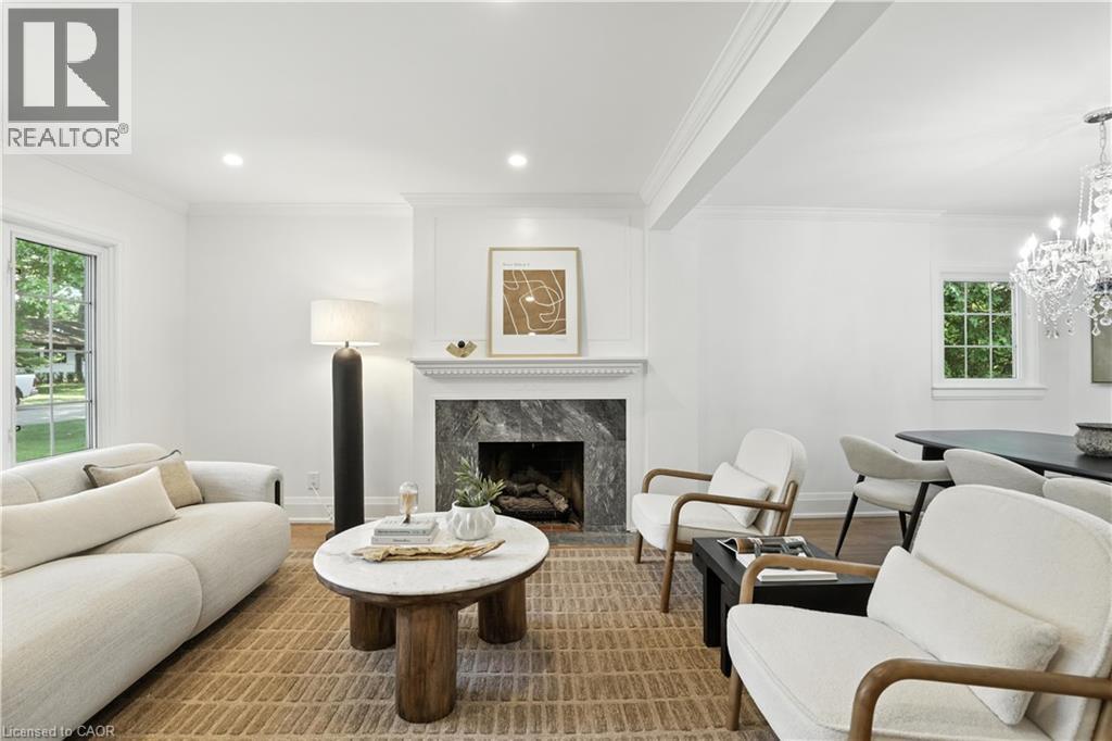 Photo 20 of 821 Shadeland Avenue, Burlington ON