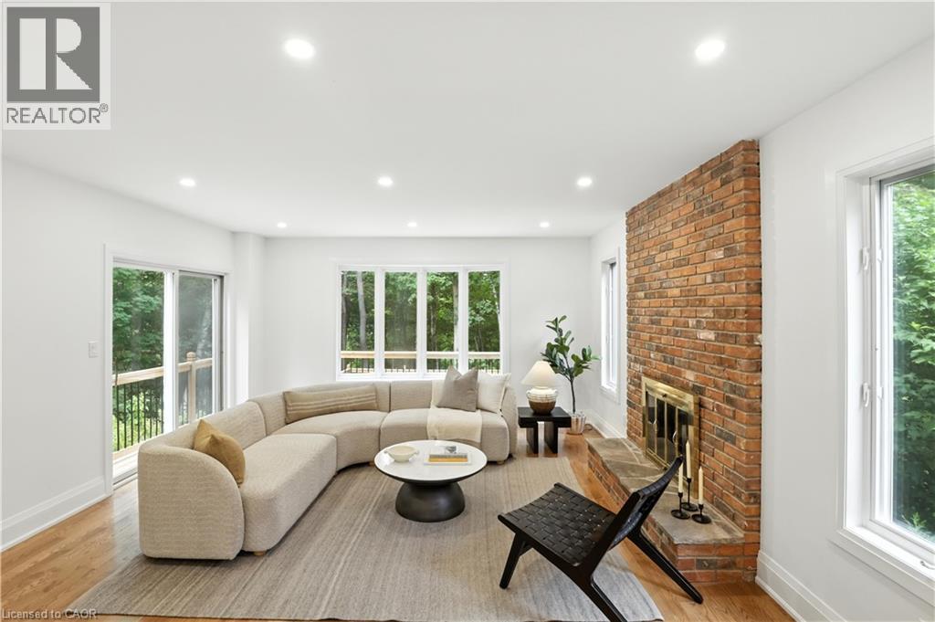 Photo 10 of 821 Shadeland Avenue, Burlington ON