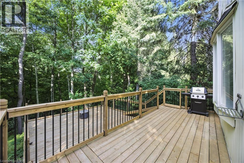Photo 34 of 821 Shadeland Avenue, Burlington ON