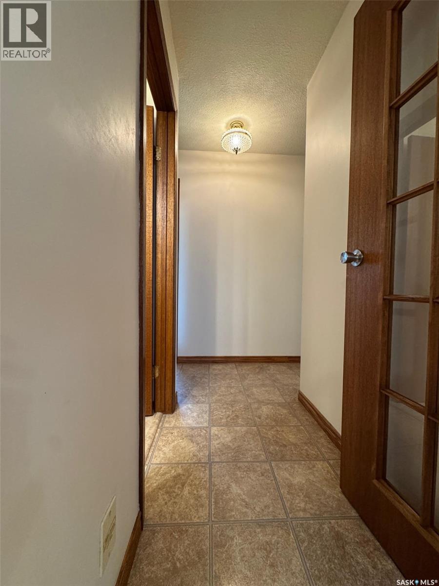 Photo 17 of 418 Emerald Crescent, Saskatoon SK