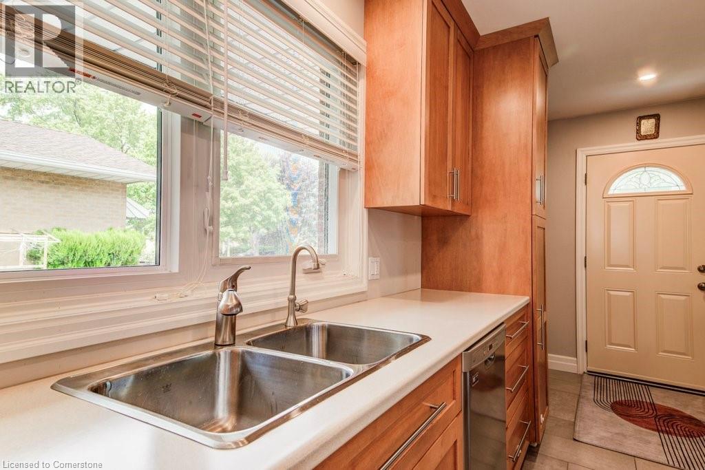 Photo 20 of 21 Ruskview Road, Kitchener ON