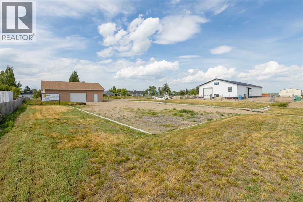 Photo 5 of 115 4 Avenue S, Champion AB