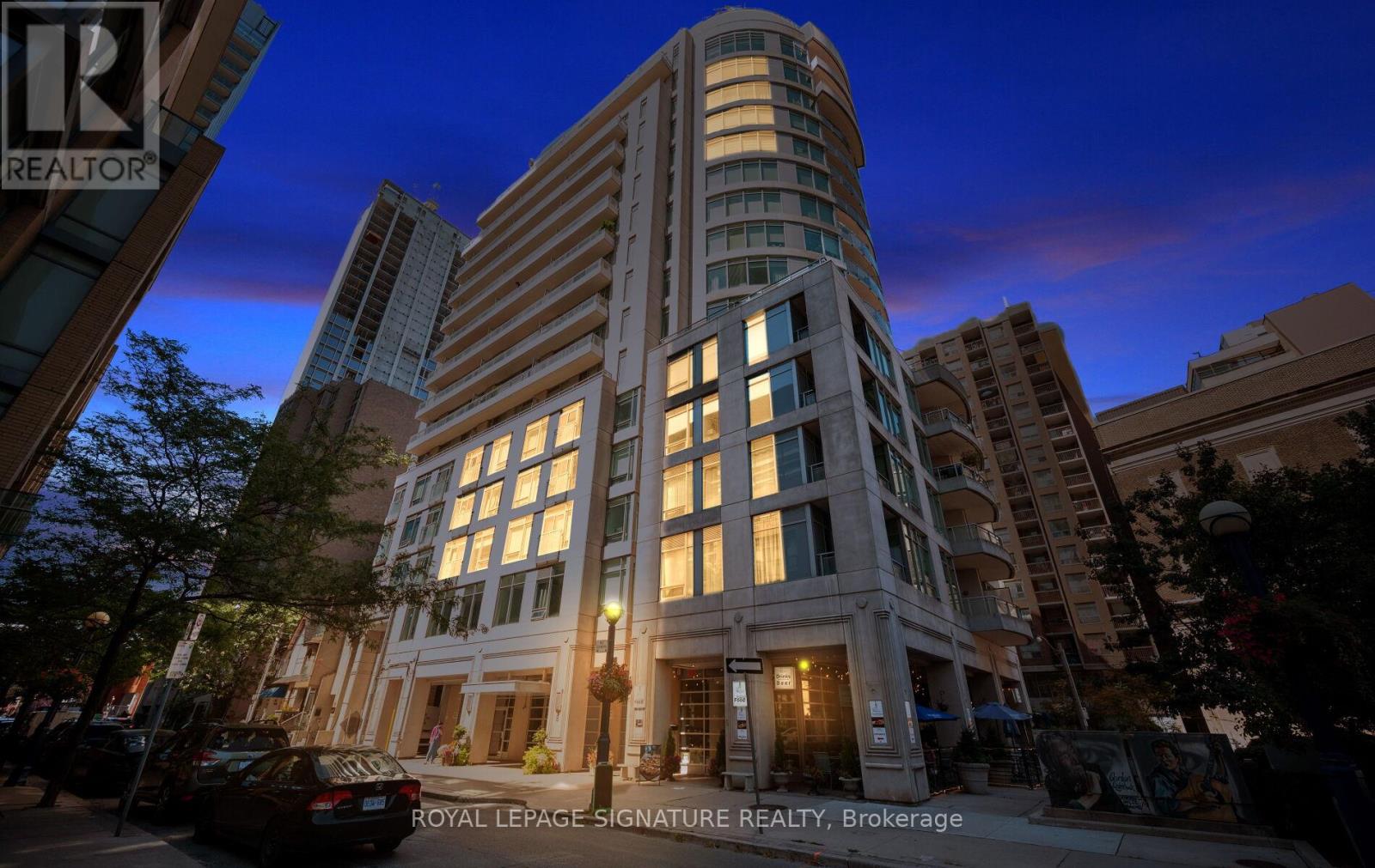 Photo 15 of 1405 8 Scollard Street, Toronto ON