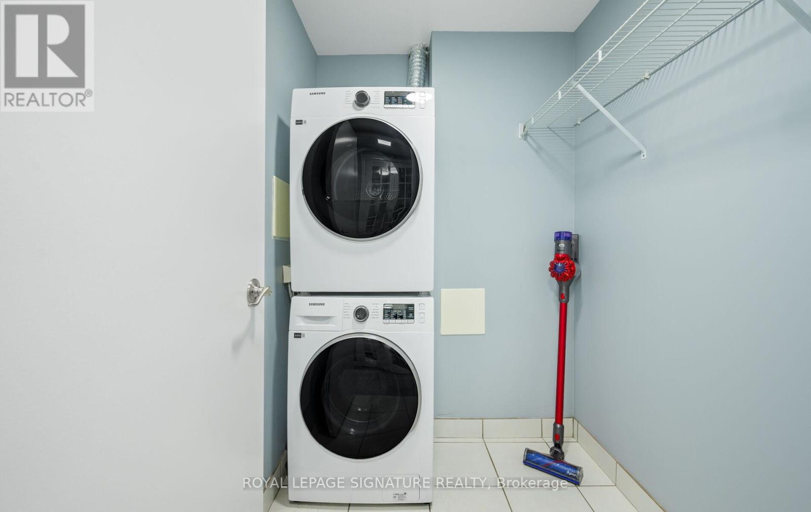 Photo 8 of 1405 8 Scollard Street, Toronto ON