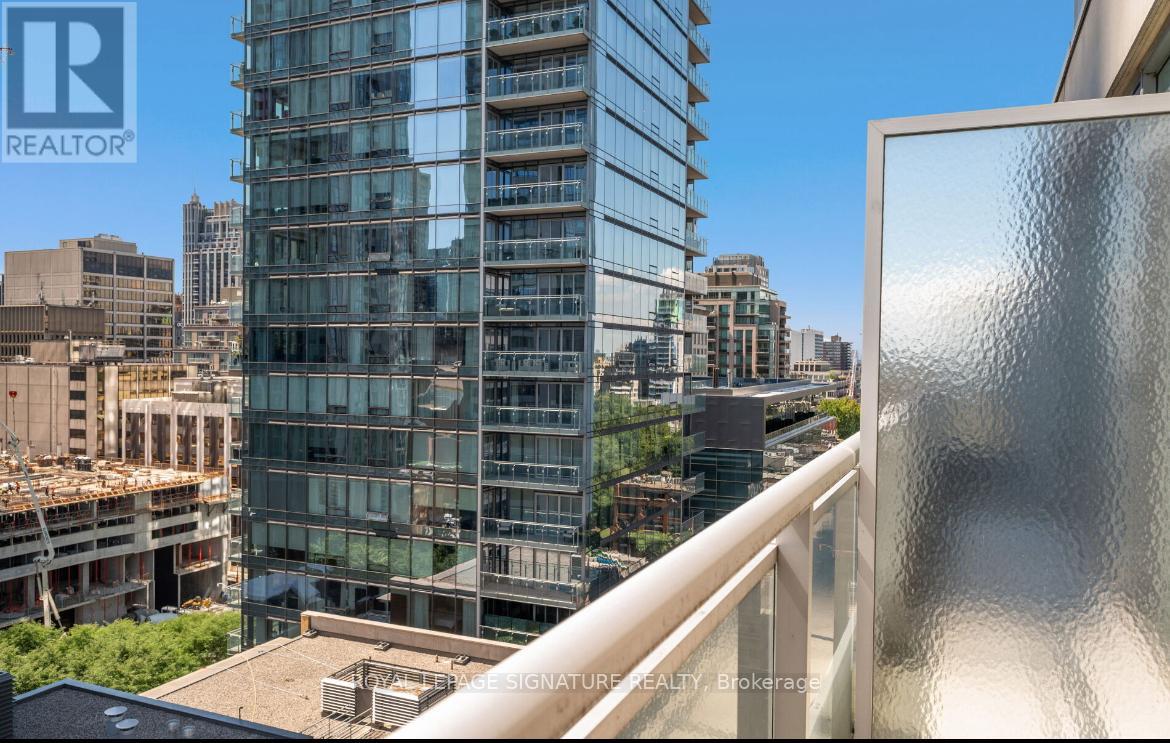Photo 9 of 1405 8 Scollard Street, Toronto ON
