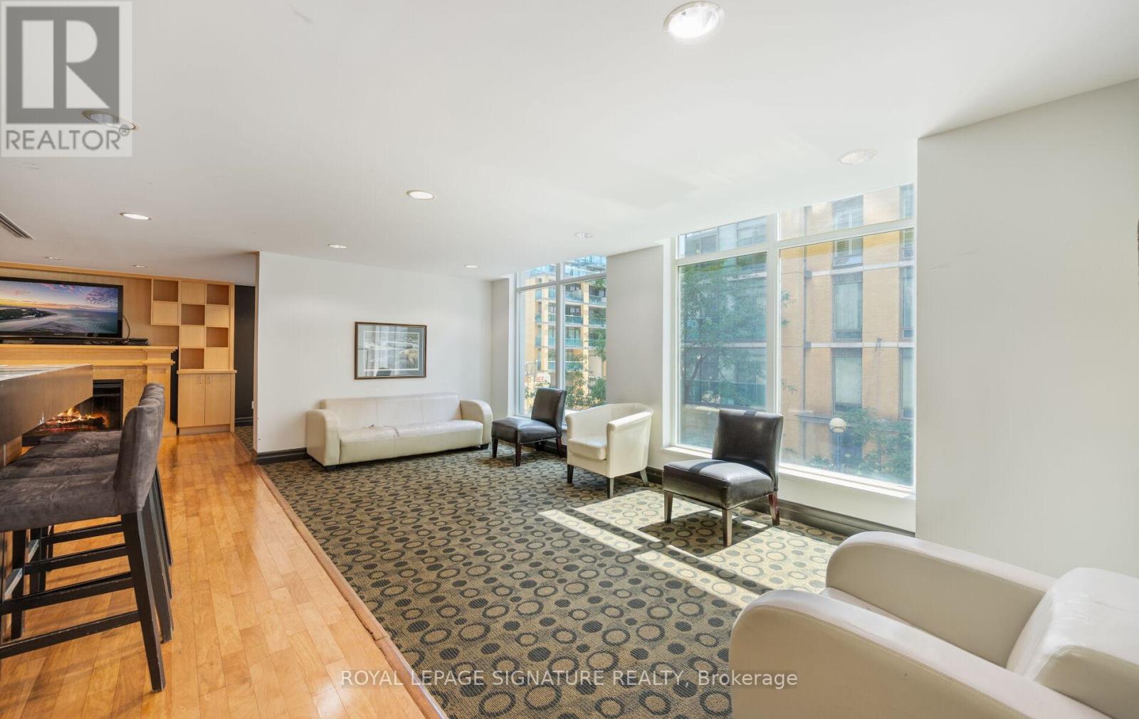 Photo 29 of 1405 8 Scollard Street, Toronto ON