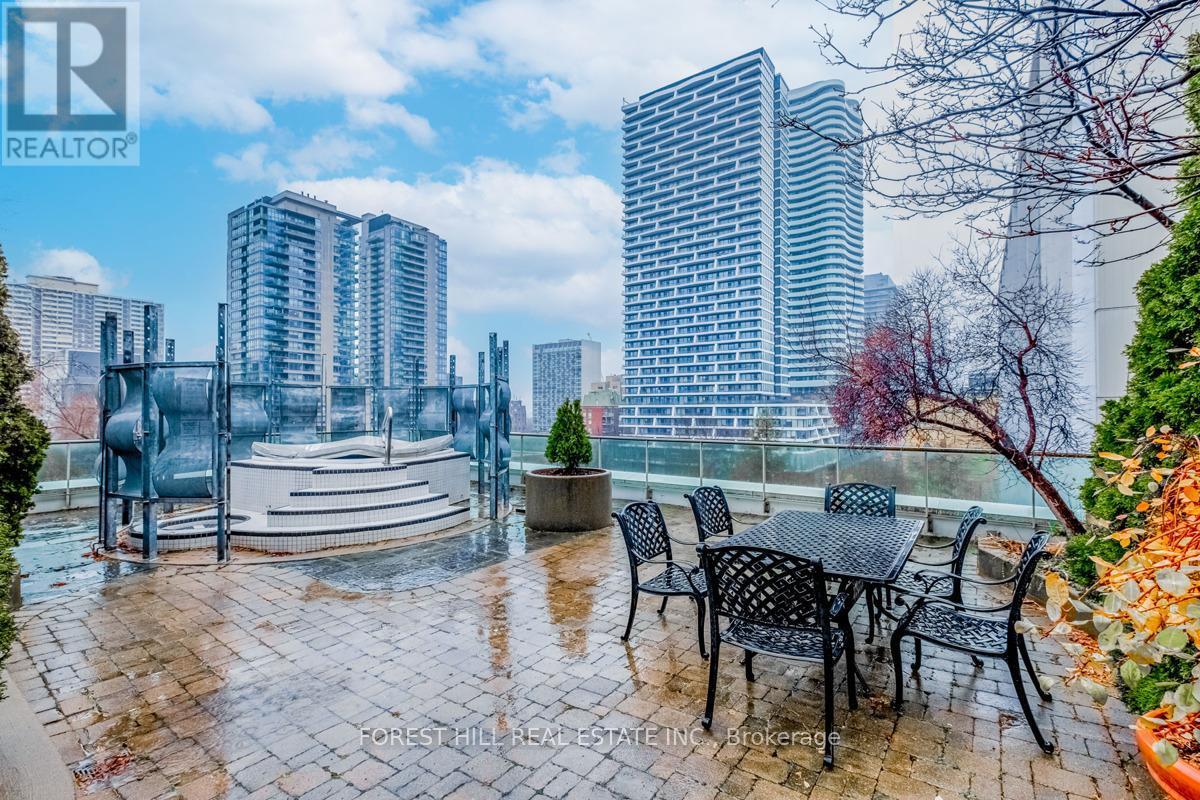 Photo 29 of 305 70 Alexander Street, Toronto ON