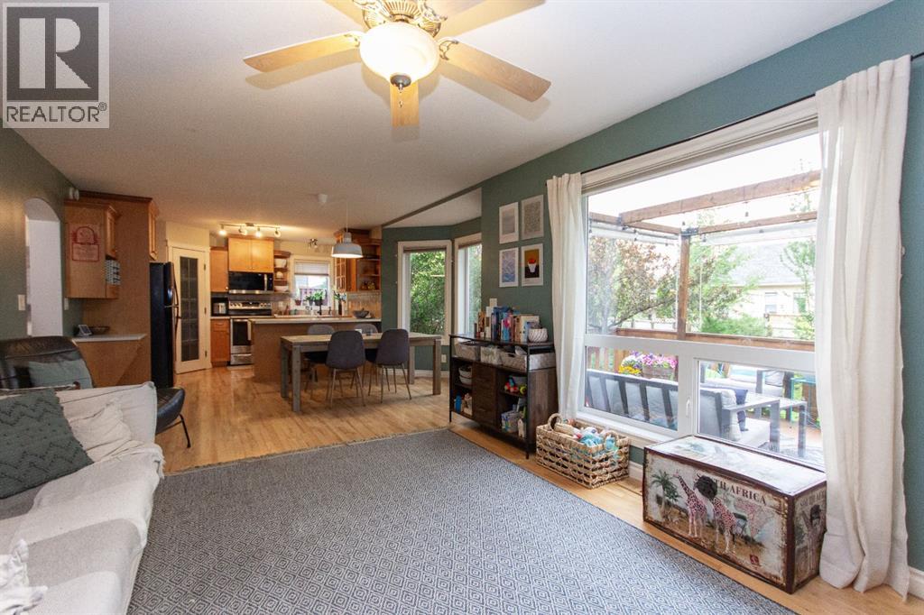 Photo 14 of 26 Adair Avenue, Red Deer AB