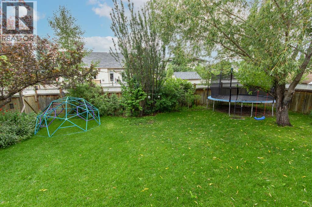 Photo 40 of 26 Adair Avenue, Red Deer AB
