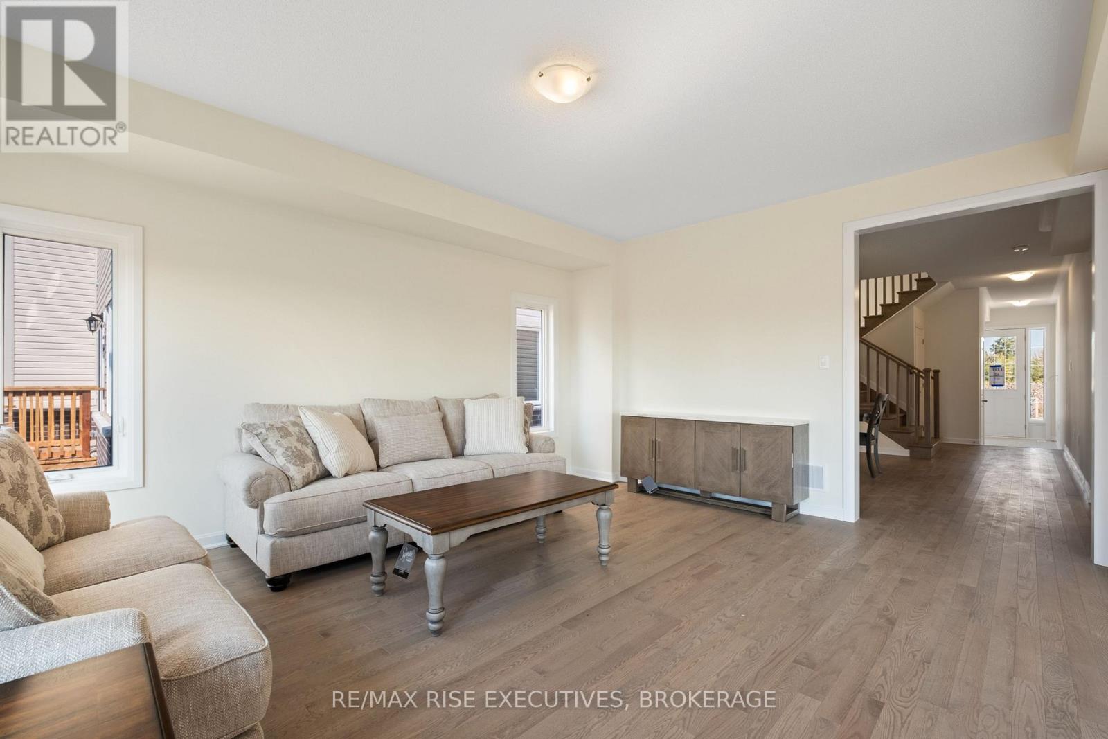 Photo 17 of 117 Windermere Boulevard, Loyalist ON