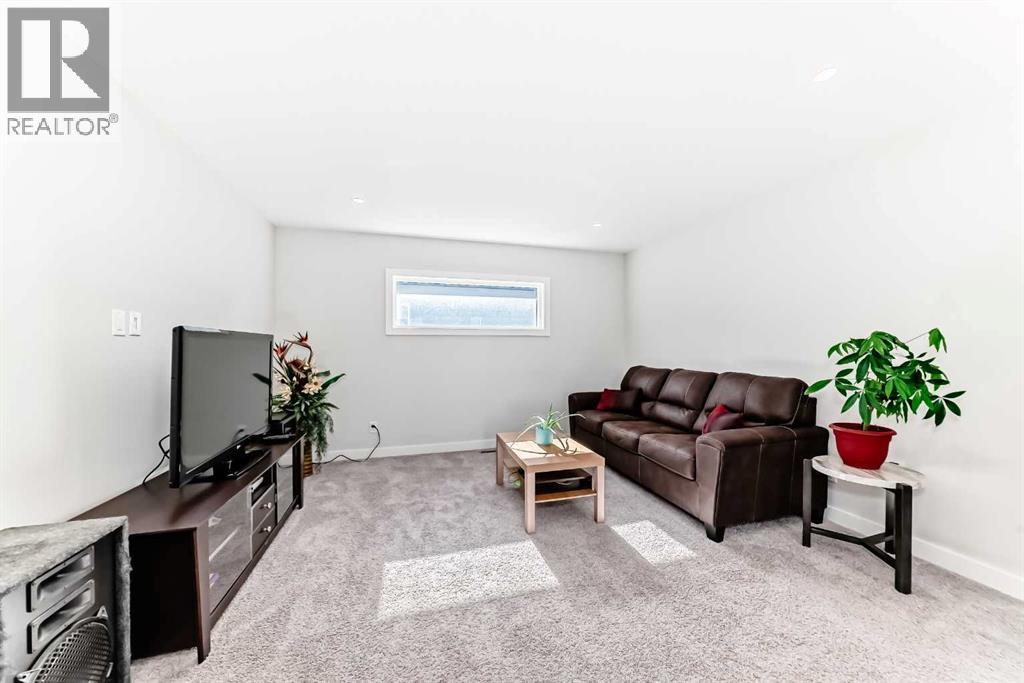 Single Family House for Sale in  Carringsby Way NW Carrington Calgary 