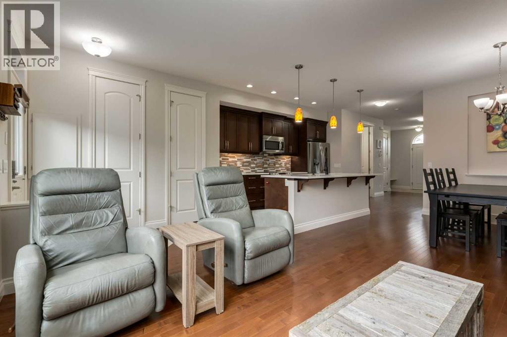 Single Family House for Sale in  Quarry Park Boulevard SE Douglasdale/Glen Calgary 