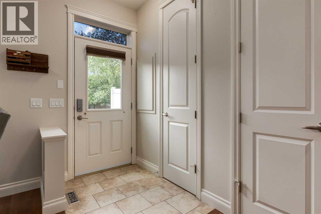 Single Family House for Sale in  Quarry Park Boulevard SE Douglasdale/Glen Calgary 