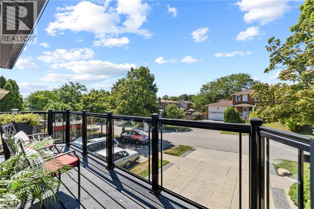 Photo 16 of 1363 Harmsworth Square, Oakville ON