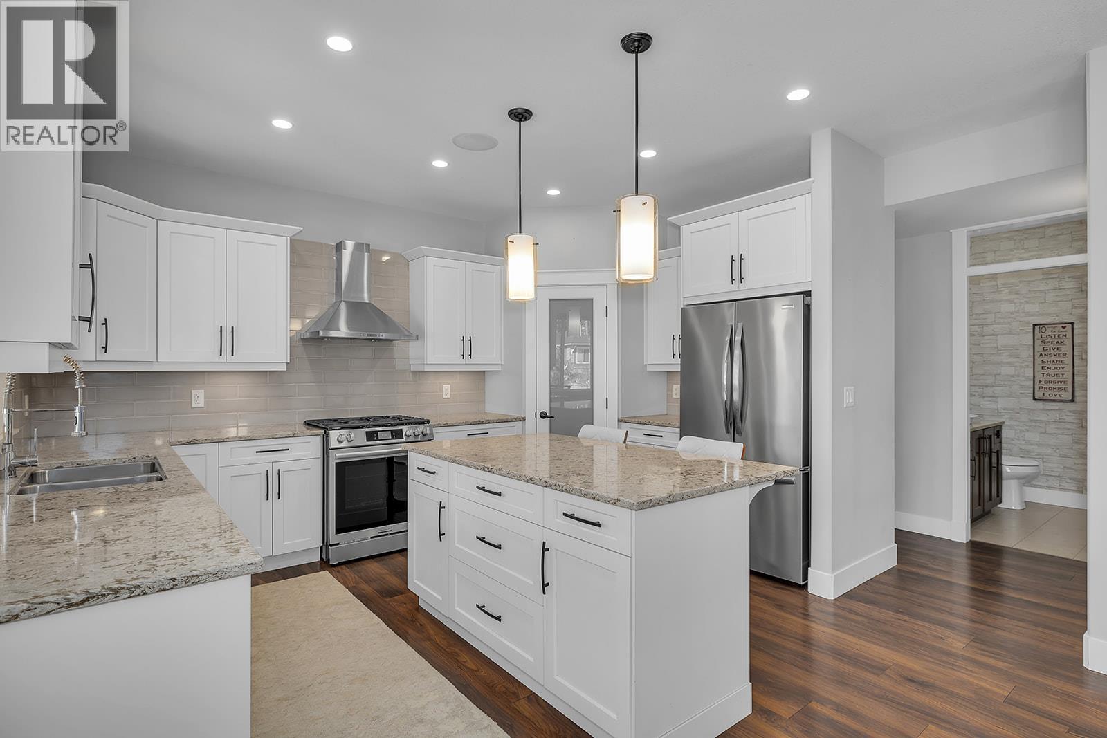 Photo 3 of 2358 Tallus Green Crescent, West Kelowna BC