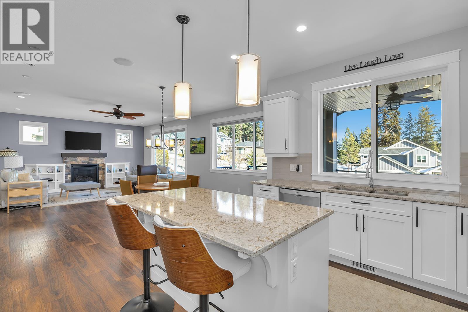 Photo 5 of 2358 Tallus Green Crescent, West Kelowna BC