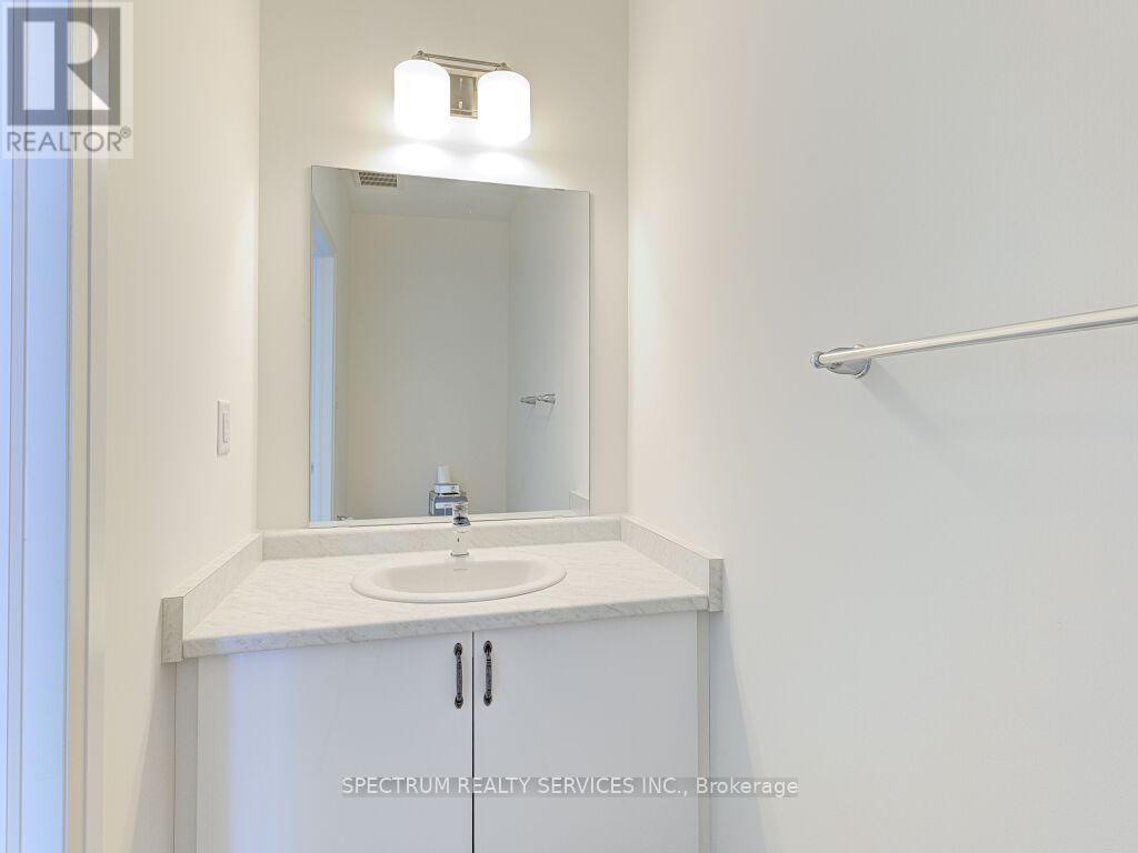 Photo 6 of 44 Dennis Avenue, Brantford ON