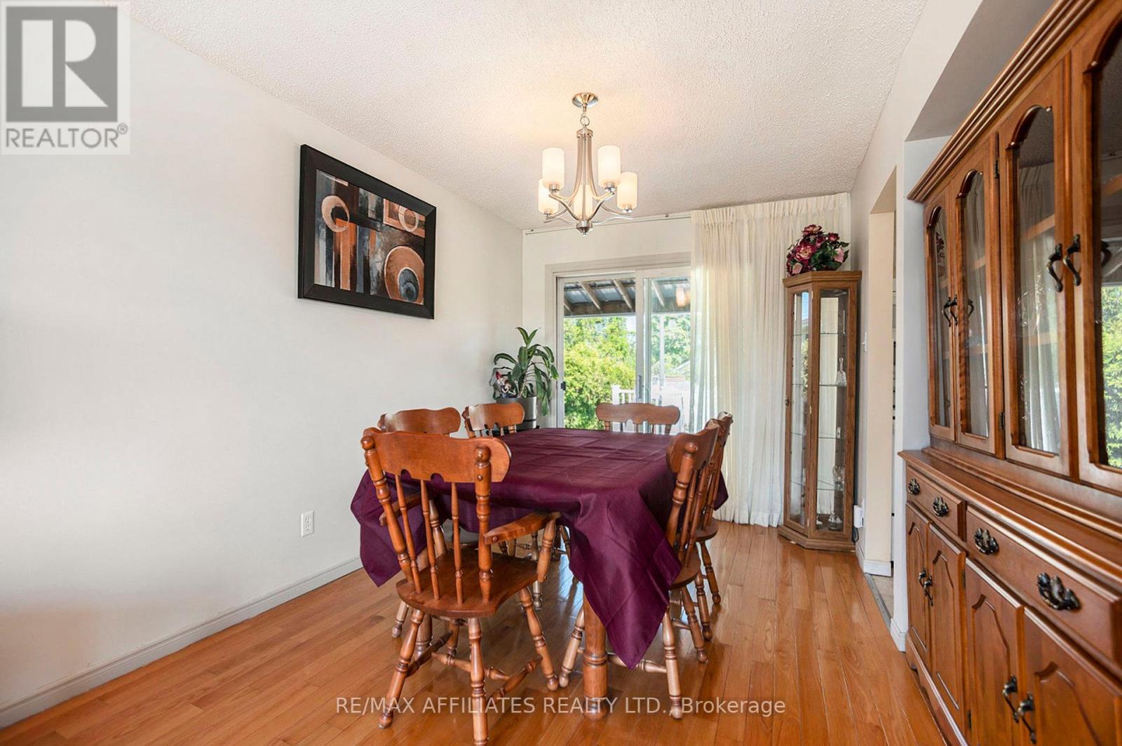 Photo 10 of 12 Ross Street E, Smiths Falls ON