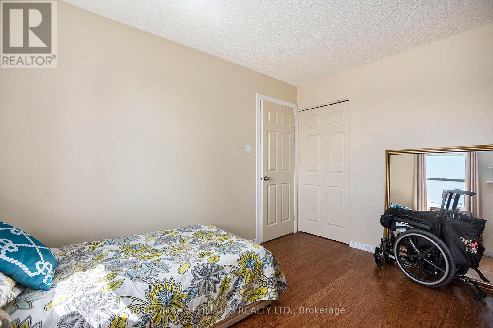 Photo 24 of 12 Ross Street E, Smiths Falls ON