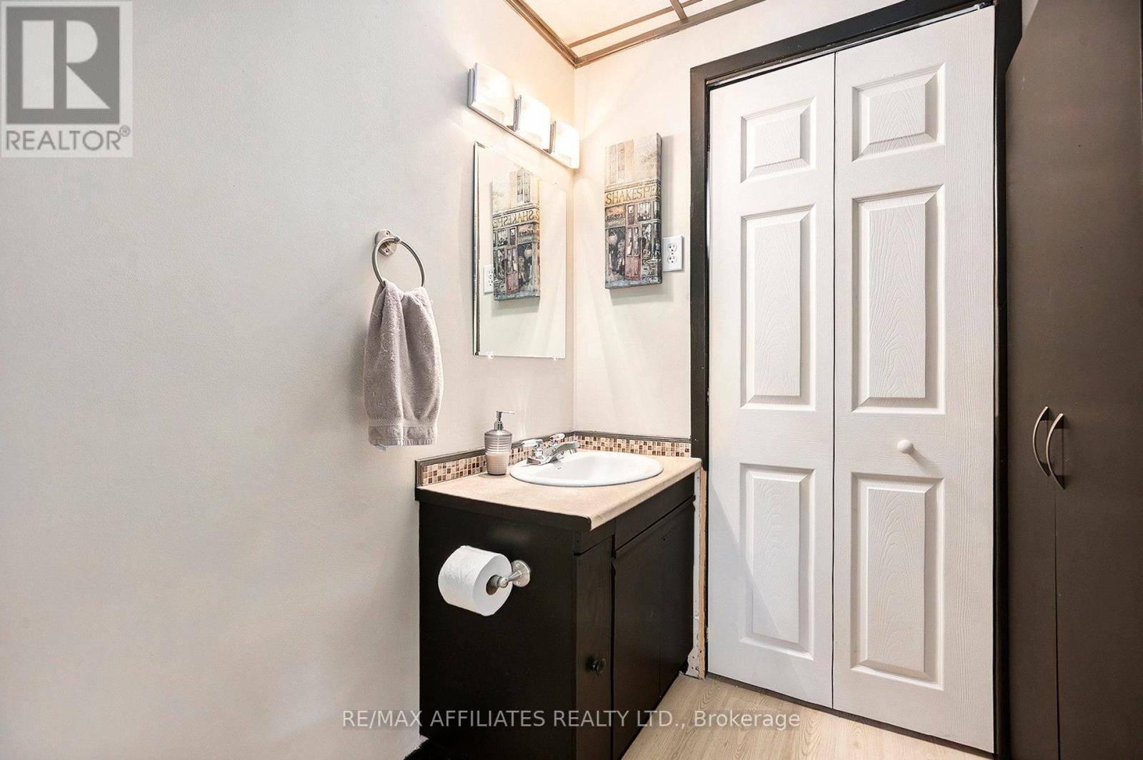 Photo 25 of 12 Ross Street E, Smiths Falls ON