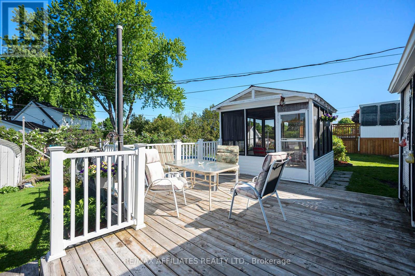 Photo 32 of 12 Ross Street E, Smiths Falls ON