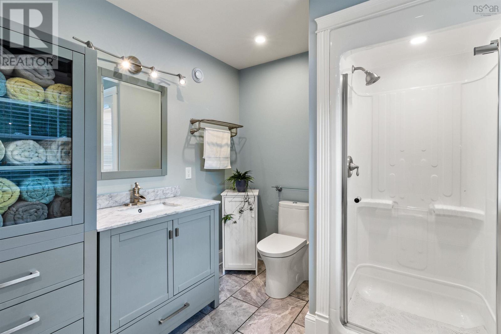 Property 27 of 46 of 1731 West Side Road