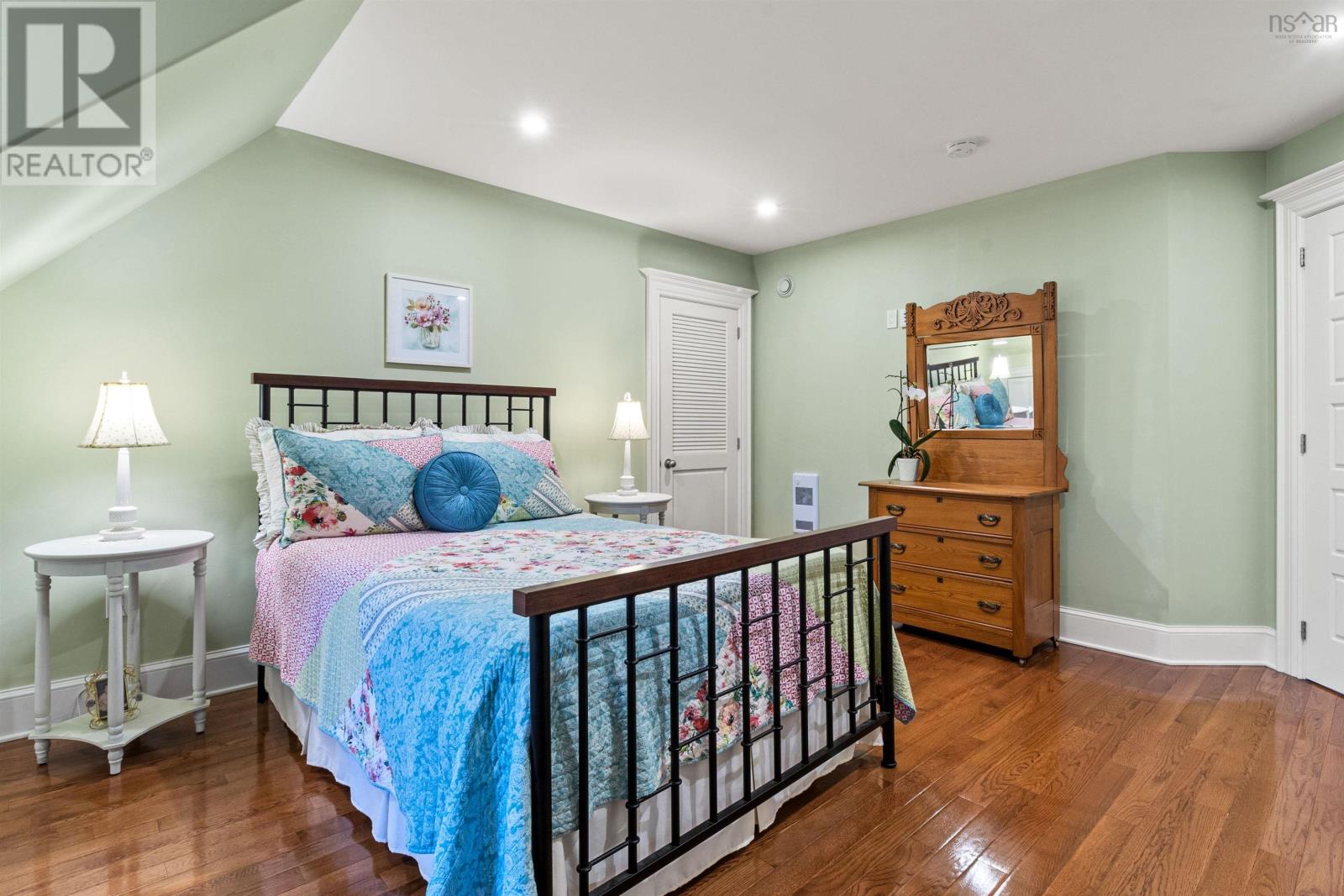 Property 30 of 46 of 1731 West Side Road