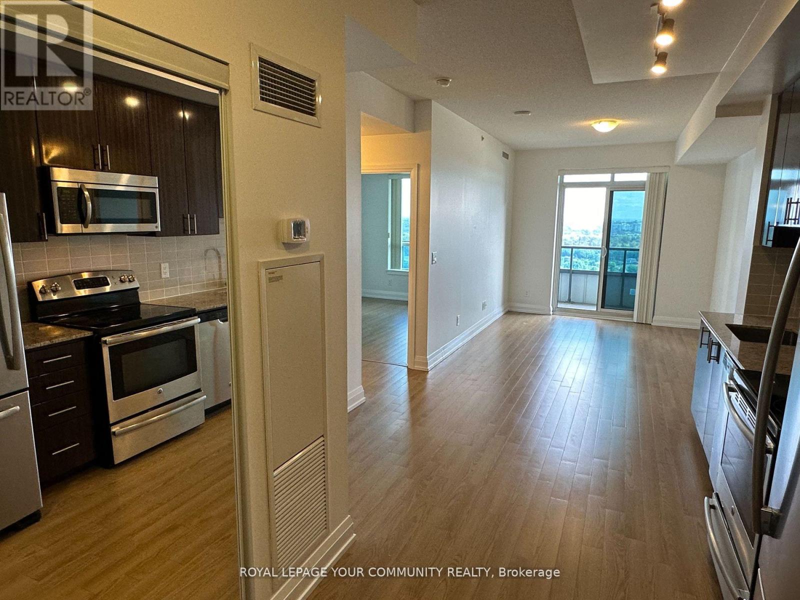 Photo 12 of 1403 7171 Yonge Street, Markham ON