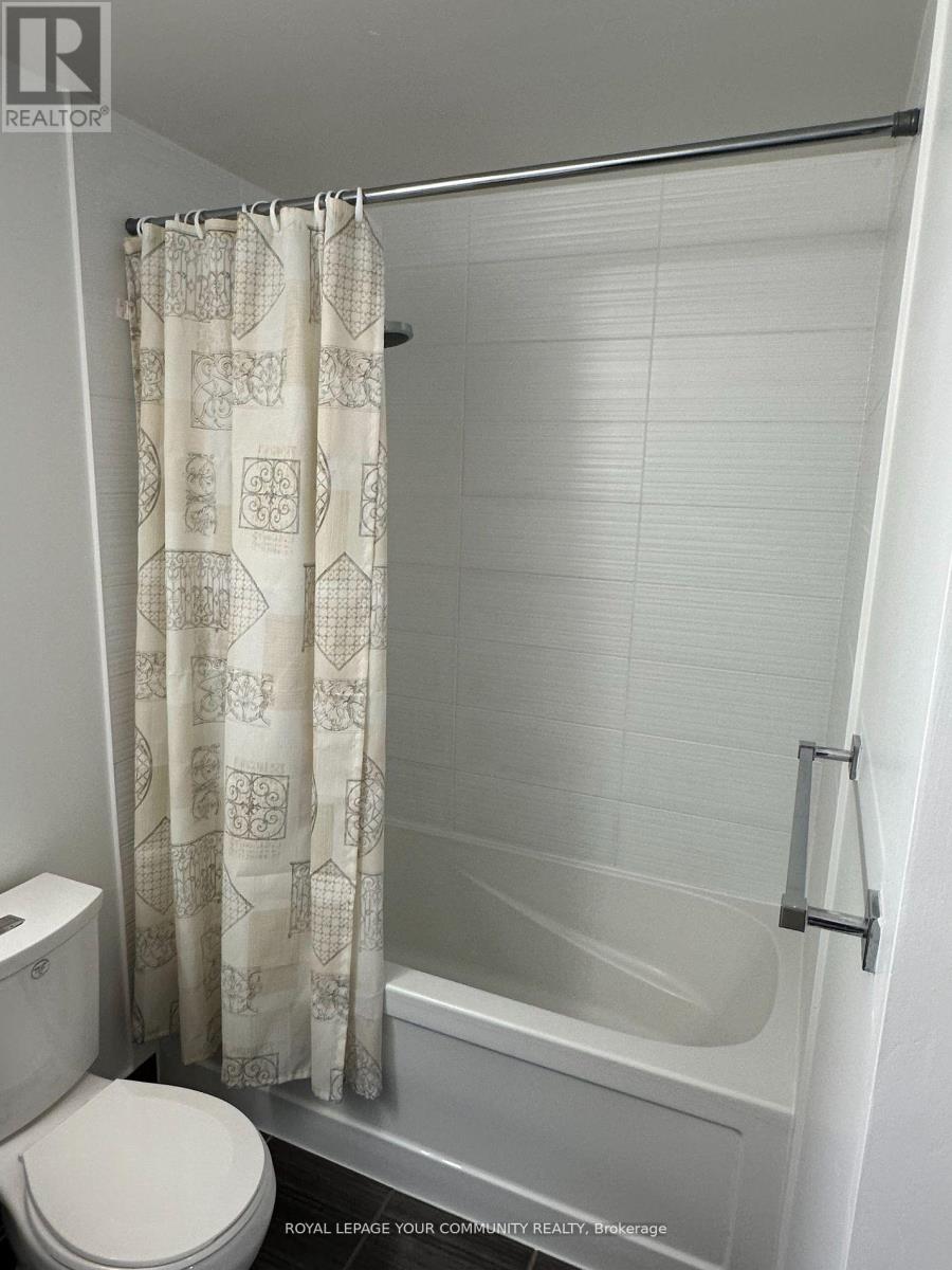 Photo 15 of 1403 7171 Yonge Street, Markham ON
