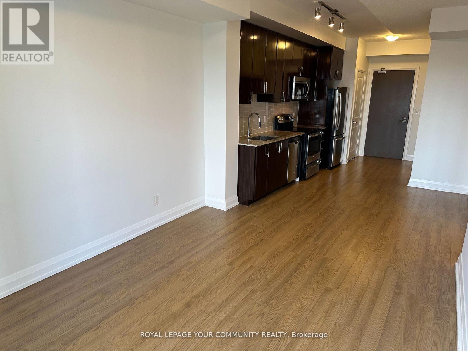 Photo 7 of 1403 7171 Yonge Street, Markham ON