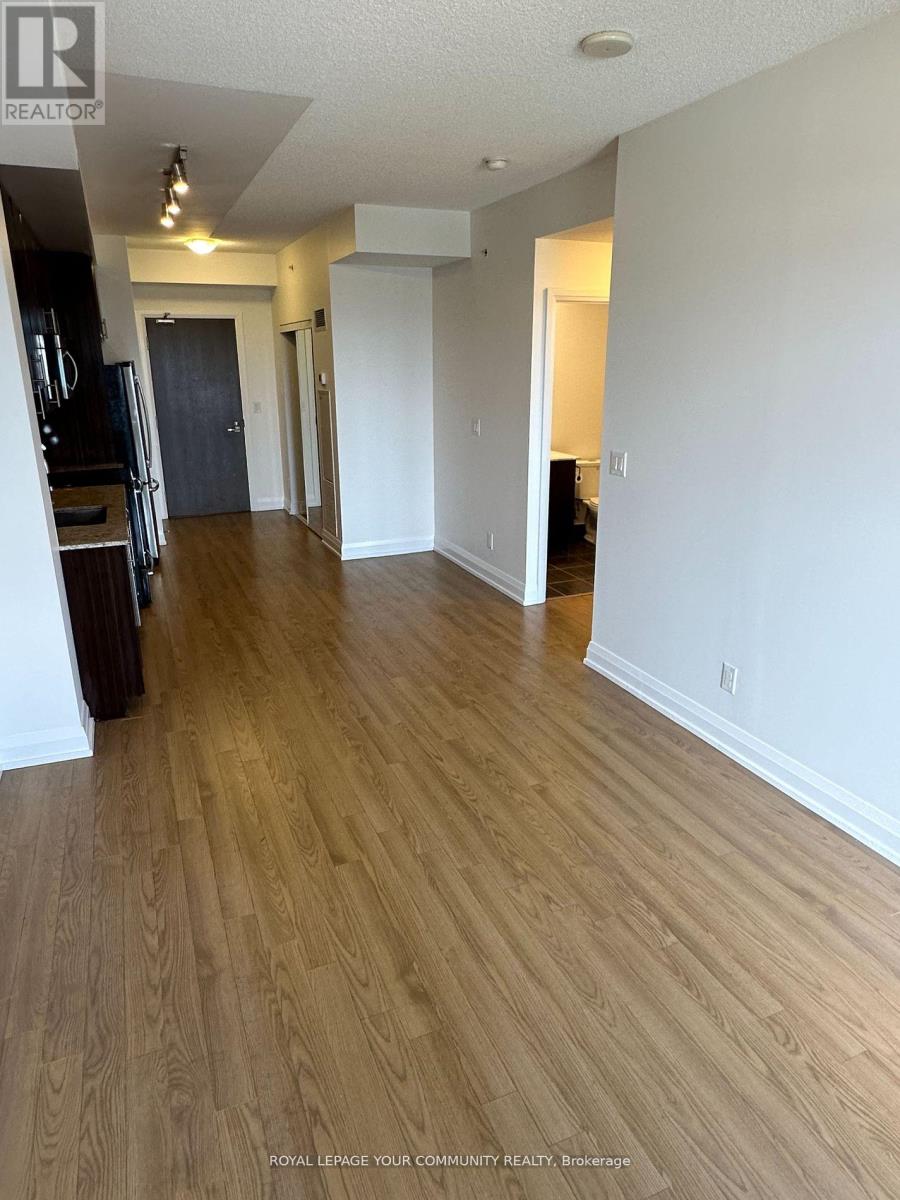 Photo 8 of 1403 7171 Yonge Street, Markham ON