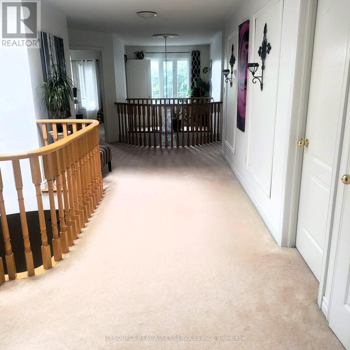 Photo 14 of 48 Brimwood Crescent, Richmond Hill ON