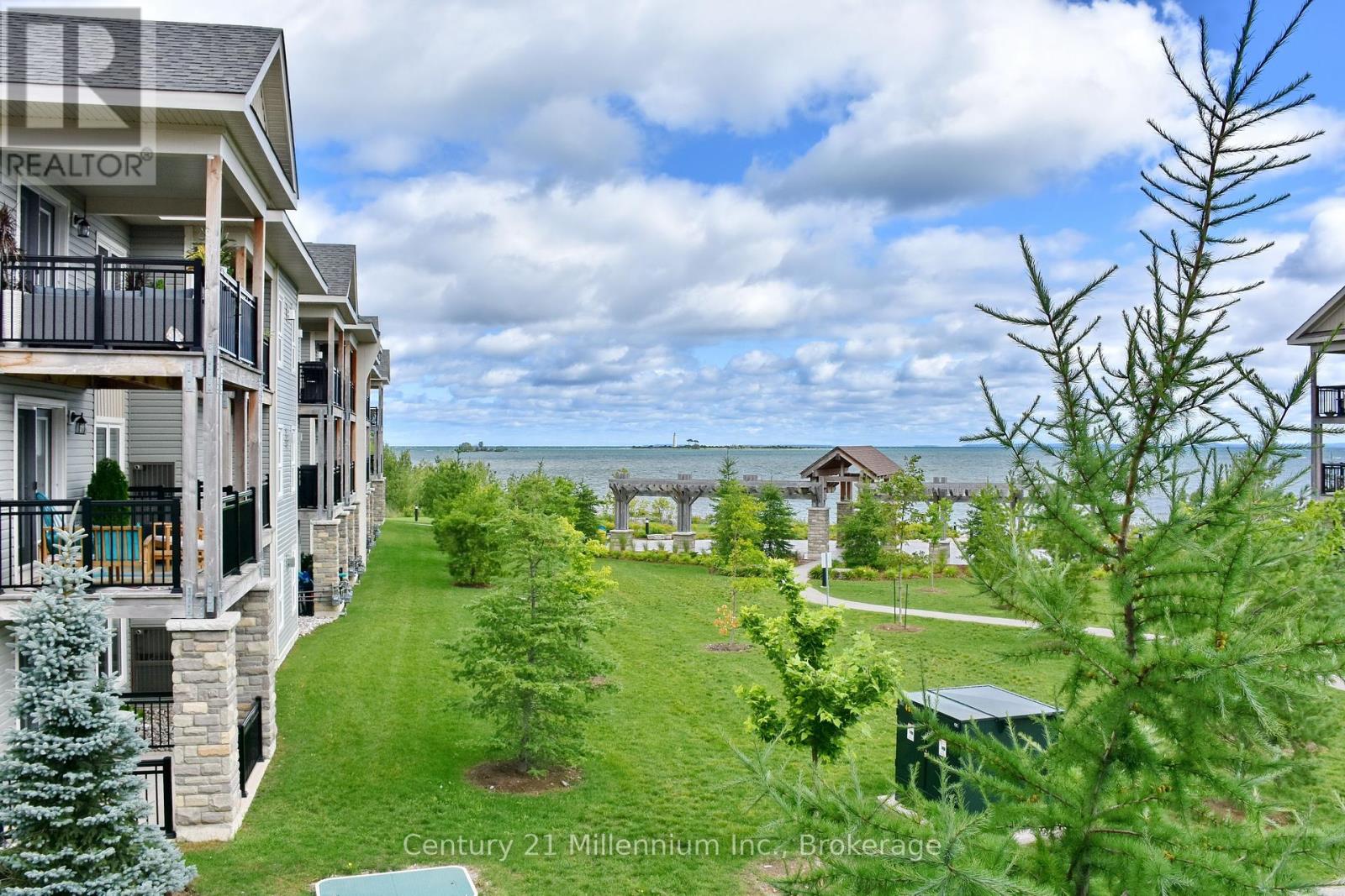 Photo 15 of 201 5 Anchorage Crescent, Collingwood ON