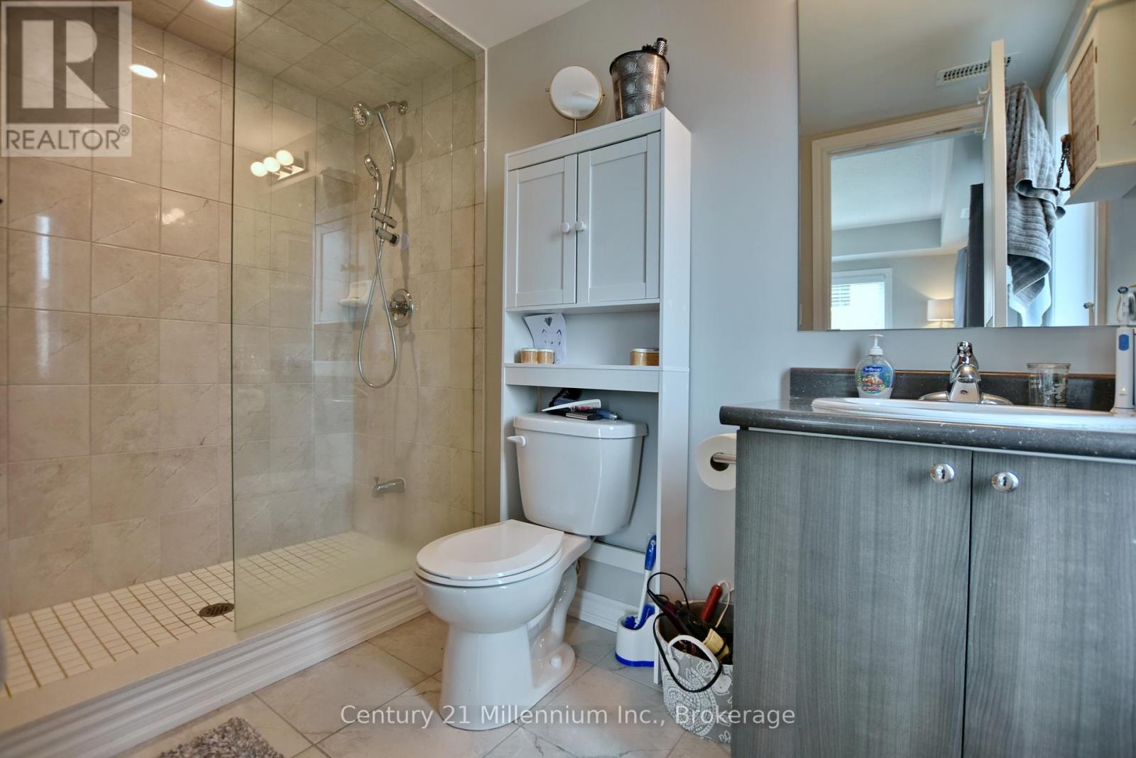 Photo 24 of 201 5 Anchorage Crescent, Collingwood ON