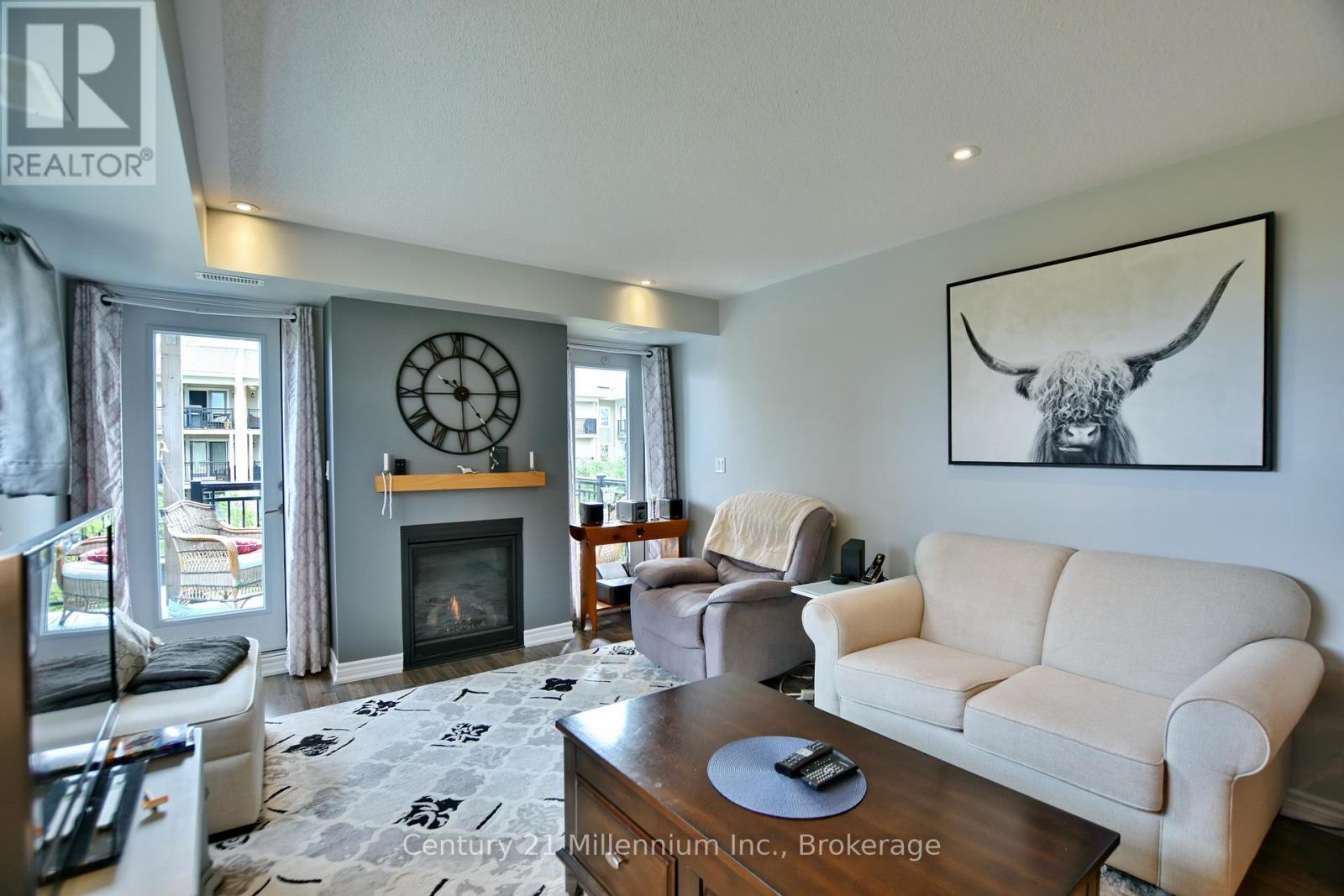 Photo 36 of 201 5 Anchorage Crescent, Collingwood ON