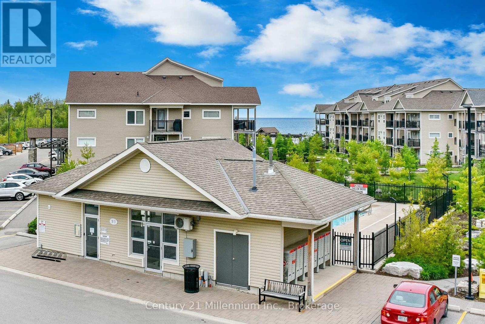 Photo 41 of 201 5 Anchorage Crescent, Collingwood ON