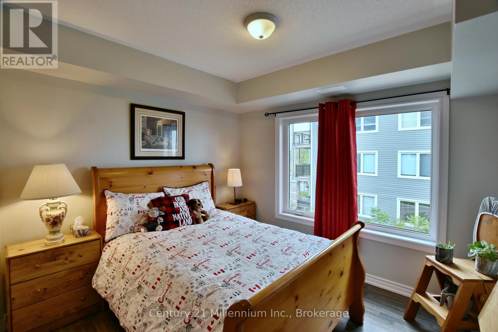 Photo 47 of 201 5 Anchorage Crescent, Collingwood ON