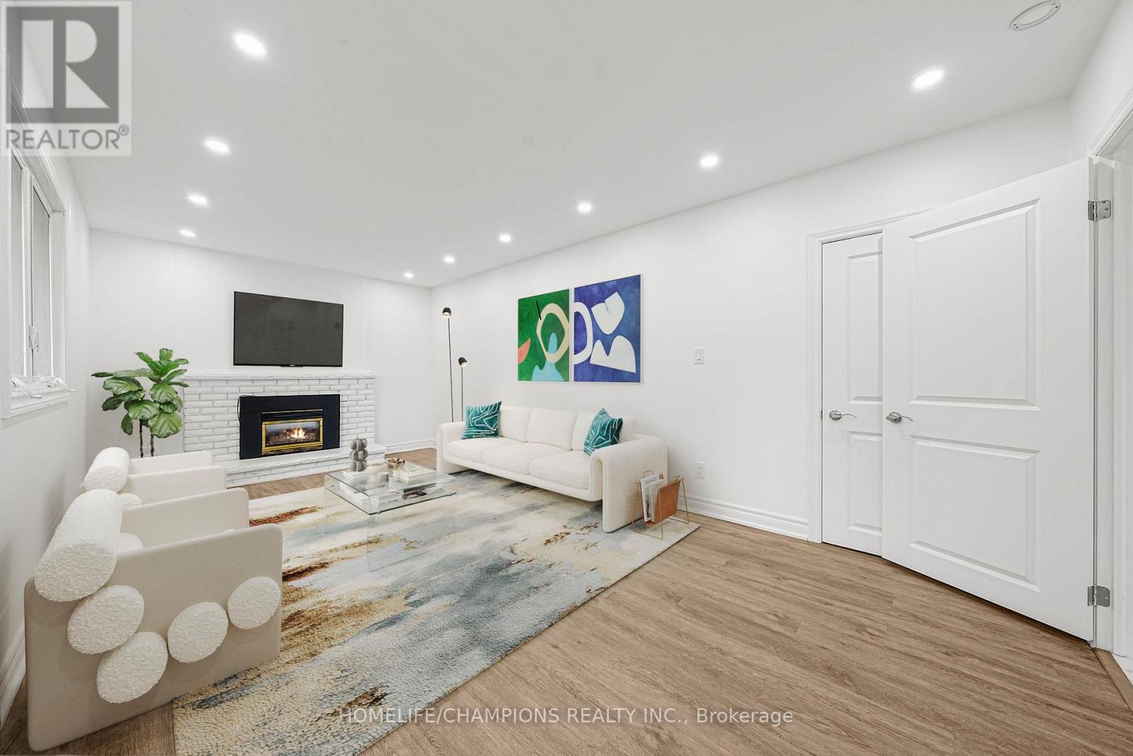 Photo 10 of 480 St Vincent Street, Barrie ON