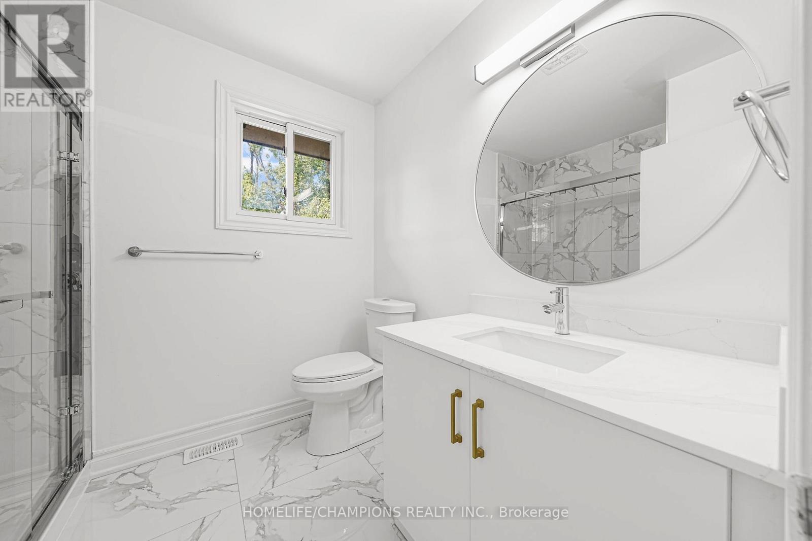 Photo 15 of 480 St Vincent Street, Barrie ON