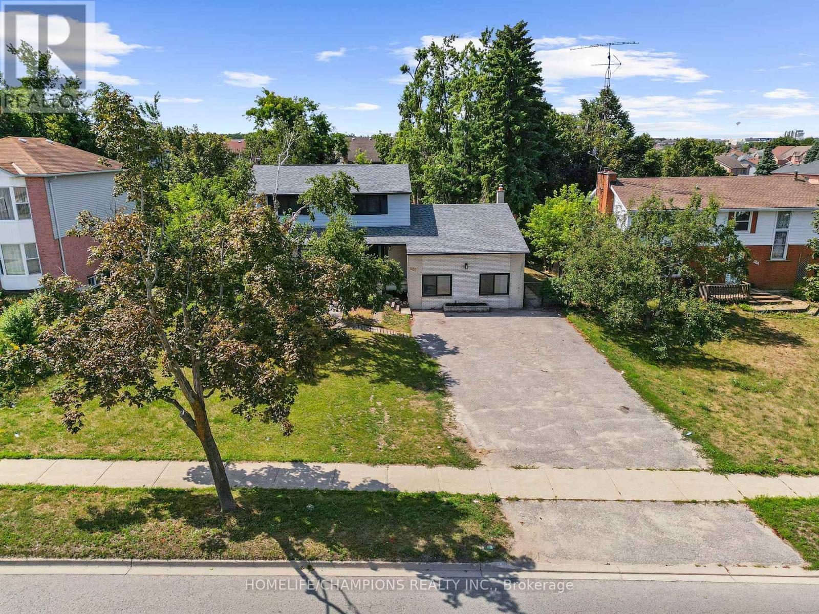 Photo 2 of 480 St Vincent Street, Barrie ON