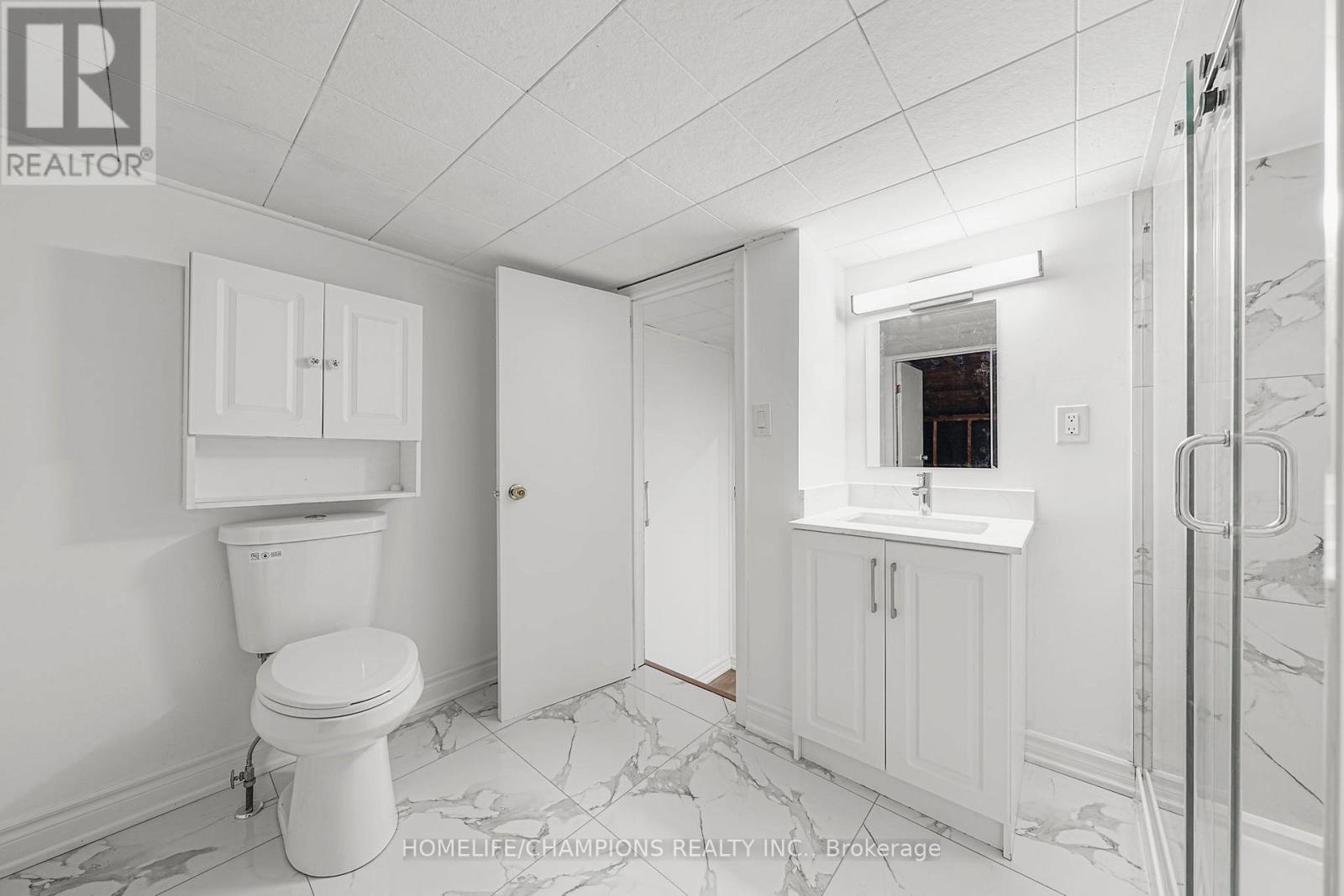 Photo 20 of 480 St Vincent Street, Barrie ON