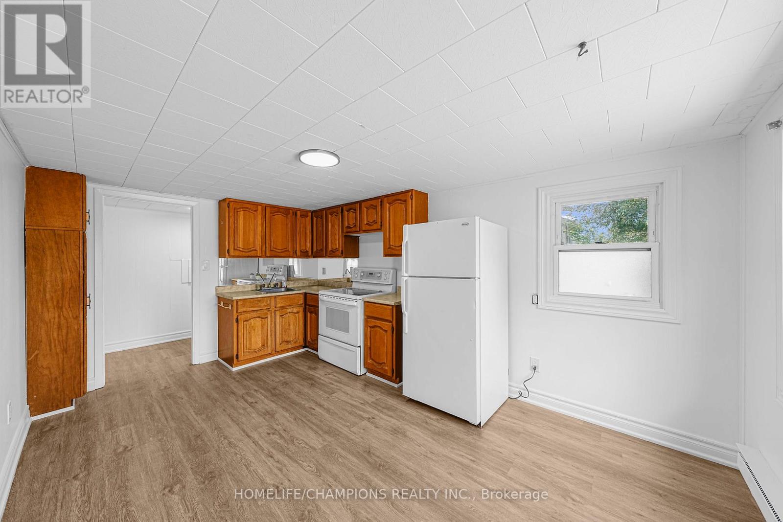 Photo 22 of 480 St Vincent Street, Barrie ON
