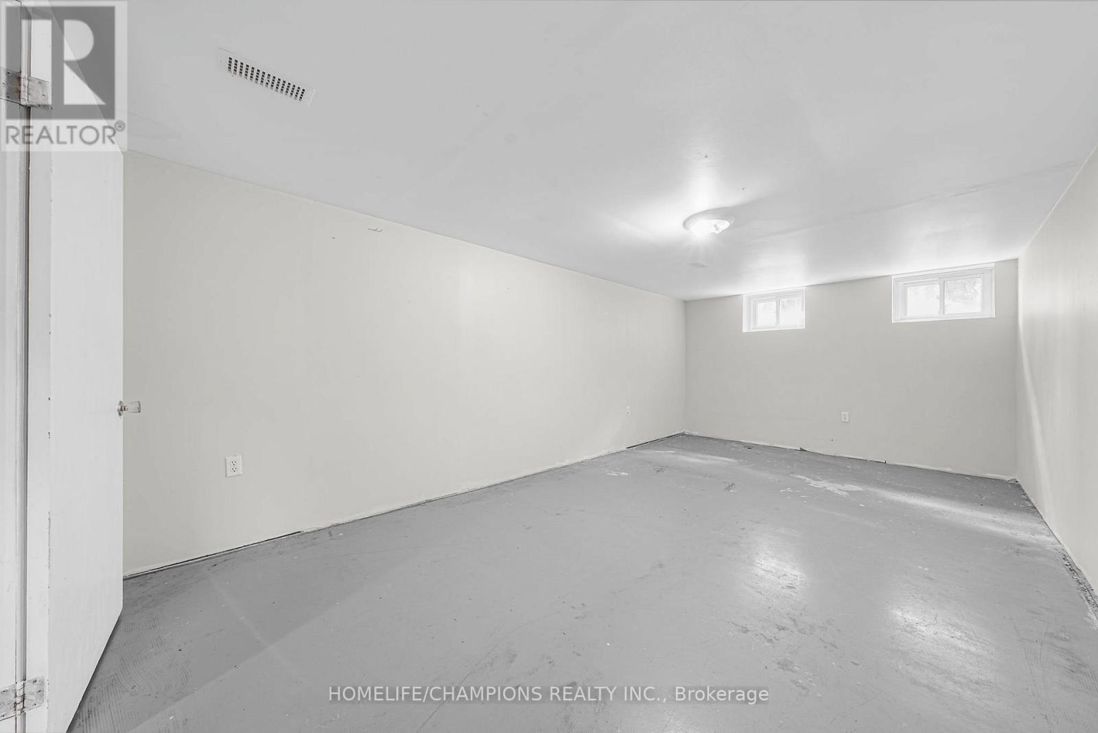 Photo 24 of 480 St Vincent Street, Barrie ON